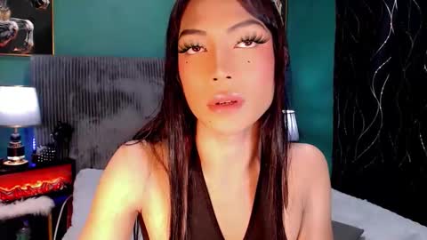 lovelyfebe  online show from 04-17-26, 07:00