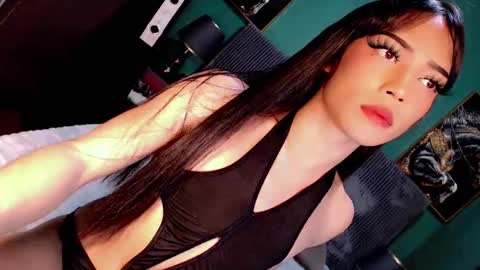 lovelyfebe  online show from 04-22-26, 09:55