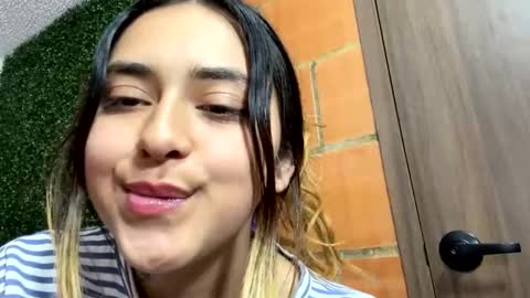 Antonella online show from 02-10-25, 04:47