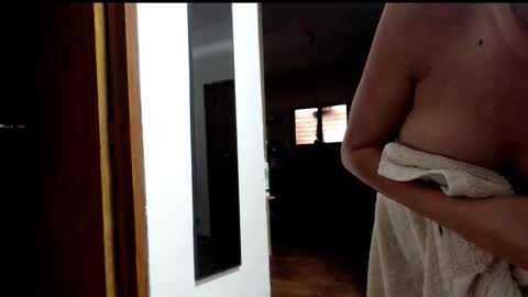 Sexy Ginuin Couple online show from 03-28-26, 04:01