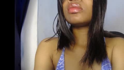 Snapshot of sexy_goddess_pet chatting on 06-18-26, 08:02 Ella online show from 06-18-26, 08:02