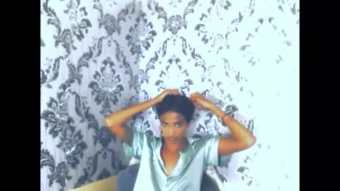 Snapshot of sexy_indian0009 chatting on 01-10-26, 10:36 sexy_indian0009 online show from 01-10-26, 10:36