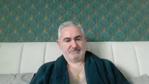 Antonio online show from 04-12-26, 03:50