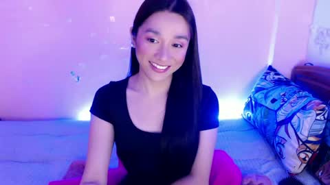 Snapshot of sexy_kitty699 chatting on 06-18-26, 01:06 Kathy online show from 06-18-26, 01:06