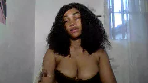 Snapshot of sexy_kitty881 chatting on 09-19-25, 05:24 Sexy kitty881 online show from 09-19-25, 05:24