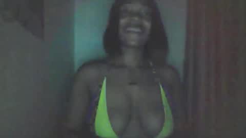 Snapshot of sexy_kitty881 chatting on 10-14-25, 07:14 Sexy kitty881 online show from 10-14-25, 07:14