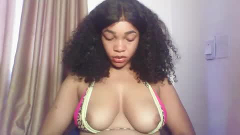 Snapshot of sexy_kitty881 chatting on 10-25-25, 10:34 Sexy kitty881 online show from 10-25-25, 10:34