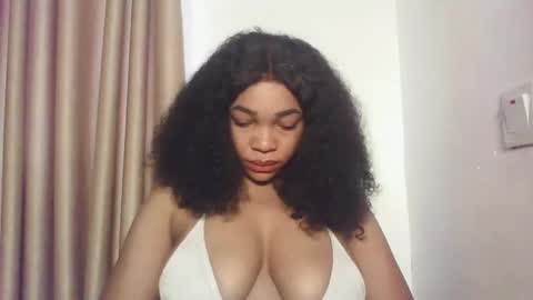 Snapshot of sexy_kitty881 chatting on 10-30-25, 07:21 Sexy kitty881 online show from 10-30-25, 07:21