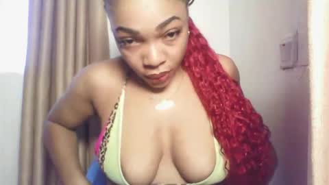 Snapshot of sexy_kitty881 chatting on 11-09-25, 03:32 Sexy kitty881 online show from 11-09-25, 03:32