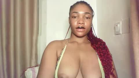 Snapshot of sexy_kitty881 chatting on 12-16-25, 12:37 Sexy kitty881 online show from 12-16-25, 12:37