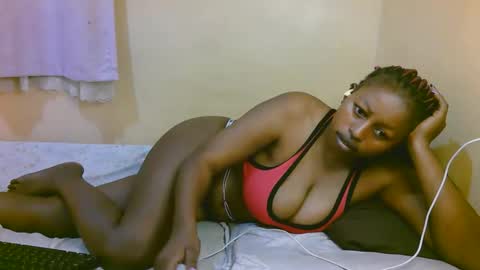 sexy_latasha online show from 04-15-26, 07:58