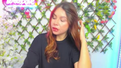 Lily online show from 11-16-25, 11:54