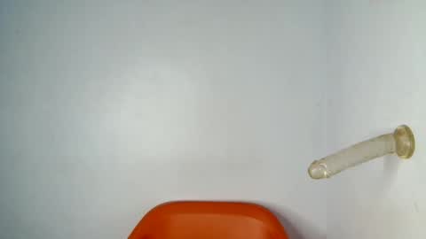 Snapshot of sexy_lilyyy chatting on 10-22-25, 11:04 lily online show from 10-22-25, 11:04