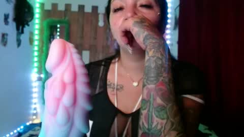 sexy lolas online show from 01-19-25, 04:12