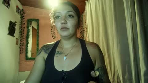 sexy lolas online show from 04-17-26, 12:24