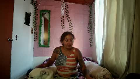 sexy lolas online show from 04-19-26, 10:56