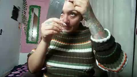 Snapshot of sexy_lolas chatting on 07-01-26, 02:02 sexy lolas online show from 07-01-26, 02:02
