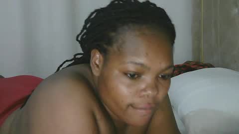 Snapshot of sexy_loloh chatting on 06-15-26, 12:40 Loloh online show from 06-15-26, 12:40