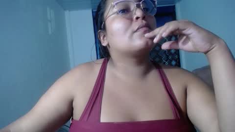 Snapshot of sexy_love_15 chatting on 01-12-26, 05:34 SIRENA LOVE online show from 01-12-26, 05:34