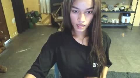 Snapshot of sexy_lovely_asian chatting on 12-15-25, 12:15 sexy_lovely_asian online show from 12-15-25, 12:15