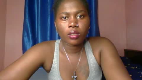 Snapshot of sexy_lunar chatting on 06-01-26, 06:20 lunar online show from 06-01-26, 06:20