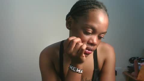 sexy_lyna online show from 01-13-26, 07:24