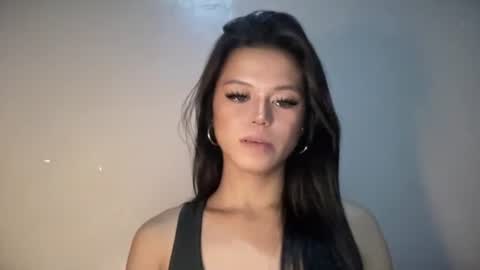 Snapshot of sexy_maevemorexxx chatting on 06-04-26, 03:07 Nicole online show from 06-04-26, 03:07
