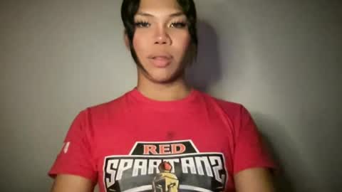 Snapshot of sexy_maevemorexxx chatting on 06-14-26, 08:11 Nicole online show from 06-14-26, 08:11
