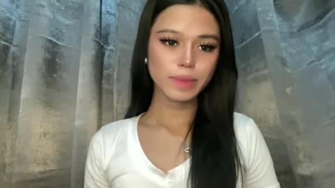 Snapshot of sexy_maevemorexxx chatting on 06-25-26, 02:55 Nicole online show from 06-25-26, 02:55
