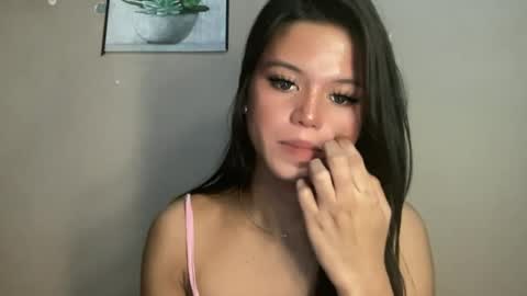 Snapshot of sexy_maevemorexxx chatting on 06-29-26, 01:45 Nicole online show from 06-29-26, 01:45