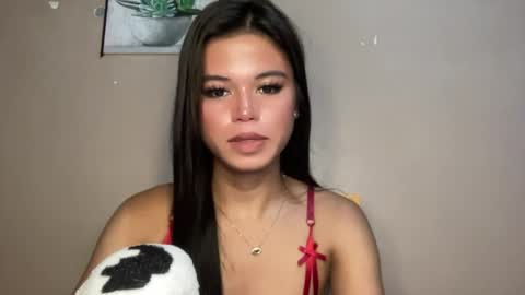 Snapshot of sexy_maevemorexxx chatting on 07-06-26, 04:20 Nicole online show from 07-06-26, 04:20