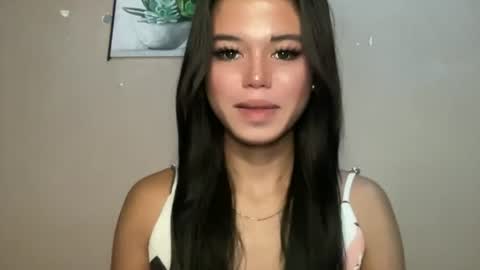 Snapshot of sexy_maevemorexxx chatting on 07-12-26, 11:51 Nicole online show from 07-12-26, 11:51