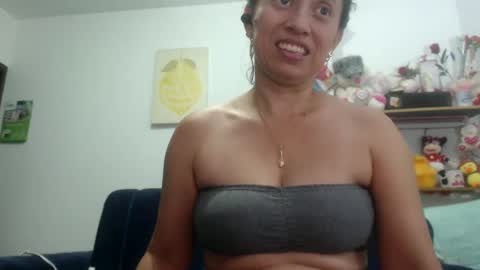 Snapshot of sexy_mary_69 chatting on 09-12-25, 12:22 Mary online show from 09-12-25, 12:22