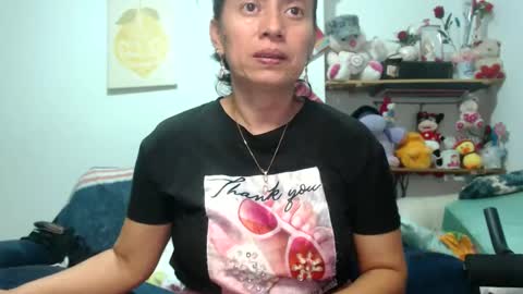 Snapshot of sexy_mary_69 chatting on 09-27-25, 12:04 Mary online show from 09-27-25, 12:04