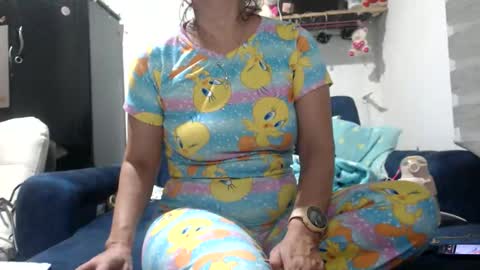 Snapshot of sexy_mary_69 chatting on 11-10-25, 02:32 Mary online show from 11-10-25, 02:32