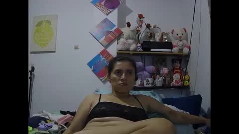 Snapshot of sexy_mary_69 chatting on 06-07-26, 03:21 Mary online show from 06-07-26, 03:21