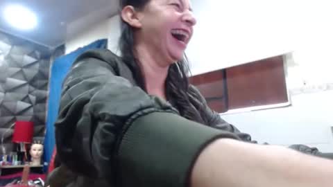 MARIPOSA online show from 11-19-25, 02:28