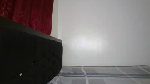 Snapshot of sexy_maya2 chatting on 07-28-26, 05:01 sexy_maya2 online show from 07-28-26, 05:01