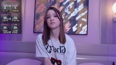 Snapshot of sexy_me_bb chatting on 09-10-25, 11:10 Alison online show from 09-10-25, 11:10