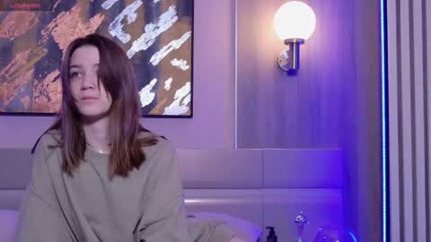 Snapshot of sexy_me_bb chatting on 10-05-25, 12:25 Alison online show from 10-05-25, 12:25