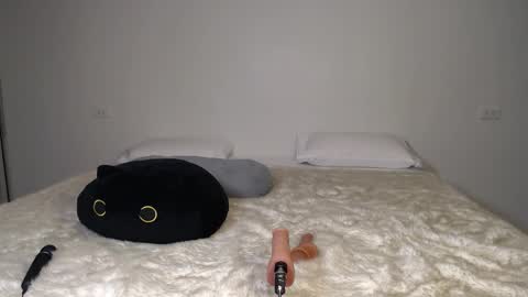 Snapshot of sexy_misspanther chatting on 09-19-25, 02:18 sexy_misspanther online show from 09-19-25, 02:18