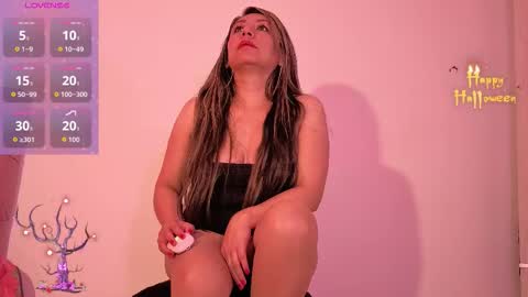 Snapshot of sexy_natasha_big_ass chatting on 10-23-25, 12:15 miss natasha online show from 10-23-25, 12:15