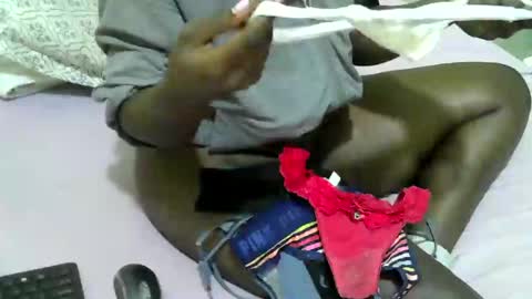 Sexy Quincy online show from 01-20-25, 10:37