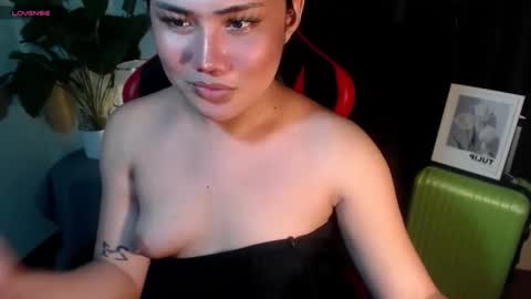 Snapshot of sexy_rc18 chatting on 06-05-26, 11:49 RC online show from 06-05-26, 11:49