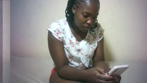 sexy_sandrah online show from 10-12-25, 01:43