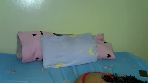 Snapshot of sexy_shan09 chatting on 11-24-25, 01:22 sexy_shan09 online show from 11-24-25, 01:22