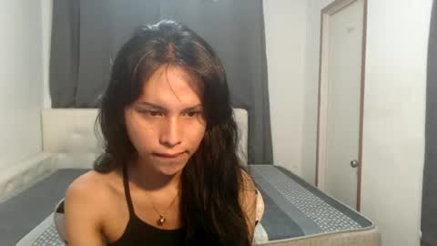 Snapshot of sexy_shanee chatting on 07-06-26, 10:56 shane online show from 07-06-26, 10:56