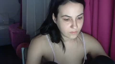 Snapshot of sexy_slimm25 chatting on 02-27-25, 11:48 Slimm online show from 02-27-25, 11:48