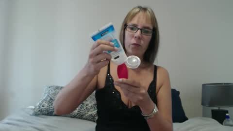 Snapshot of sexy_stassi_xx chatting on 11-29-25, 09:12 Nastassia... but you can call me Stassi for short. online show from 11-29-25, 09:12