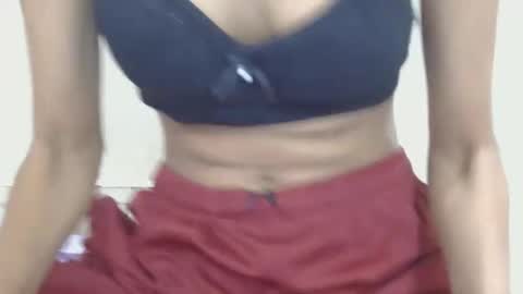 Snapshot of sexy_twishu chatting on 11-02-25, 03:53 Twishu online show from 11-02-25, 03:53